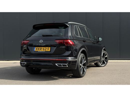 Volkswagen Tiguan 1.4 TSI eHybrid R-Line Business | Achteruitrijcamera | Adaptief demping systeem | Cruise control ... ActivLease financial lease
