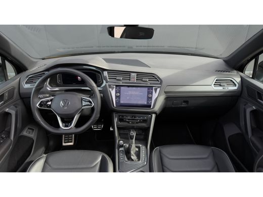 Volkswagen Tiguan 1.4 TSI eHybrid R-Line Business | Achteruitrijcamera | Adaptief demping systeem | Cruise control ... ActivLease financial lease