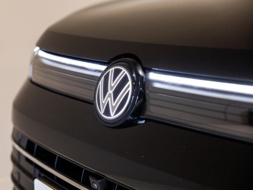 Volkswagen Tiguan 1.5 eTSI Life Edition / 130pk / Rondomzicht camera / Dodehoek assistent / Stoelverwarming / ActivLease financial lease