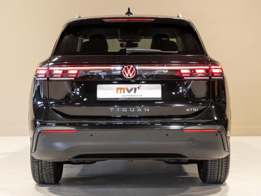 Volkswagen Tiguan 1.5 eTSI Life Edition / 130pk / Rondomzicht camera / Dodehoek assistent / Stoelverwarming / ActivLease financial lease