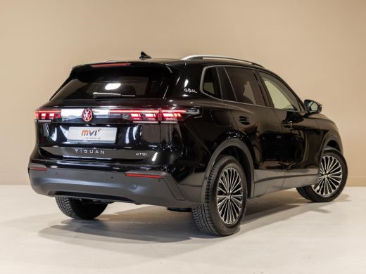 Volkswagen Tiguan 1.5 eTSI Life Edition / 130pk / Rondomzicht camera / Dodehoek assistent / Stoelverwarming / ActivLease financial lease