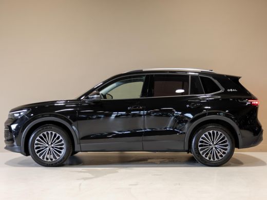Volkswagen Tiguan 1.5 eTSI Life Edition / 130pk / Rondomzicht camera / Dodehoek assistent / Stoelverwarming / ActivLease financial lease