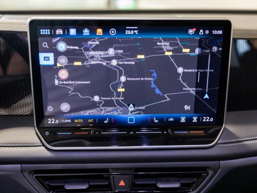 Volkswagen Tiguan 1.5 eTSI Life Edition / 130pk / Rondomzicht camera / Dodehoek assistent / Stoelverwarming / ActivLease financial lease
