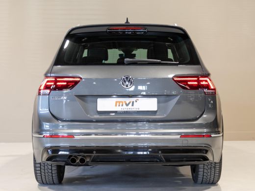 Volkswagen Tiguan 1.5 TSI ACT R-Line / 150pk / Panorama dak / Trekhaak / Achteruitrij camera / NAP / Dealer onderho... ActivLease financial lease