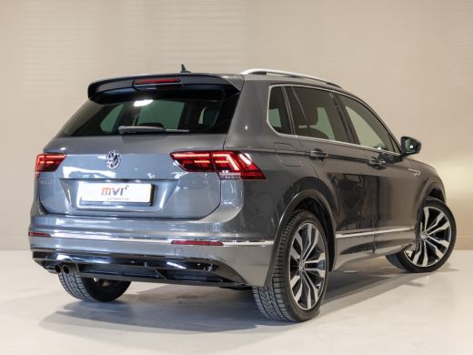 Volkswagen Tiguan 1.5 TSI ACT R-Line / 150pk / Panorama dak / Trekhaak / Achteruitrij camera / NAP / Dealer onderho... ActivLease financial lease