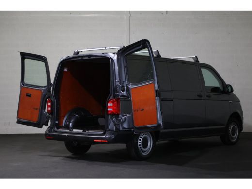 Volkswagen Transporter 2.0 TDI L2 H1 Airco ActivLease financial lease