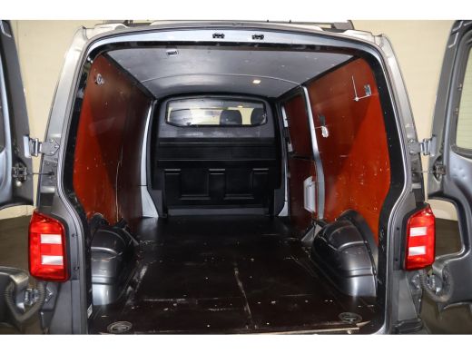 Volkswagen Transporter 2.0 TDI L2 H1 Airco ActivLease financial lease