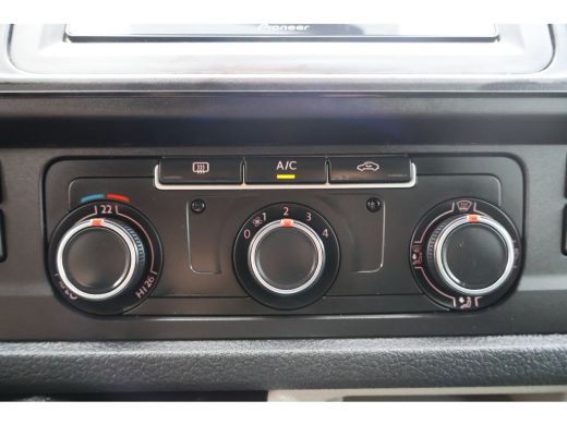 Volkswagen Transporter 2.0 TDI L2 H1 Airco ActivLease financial lease