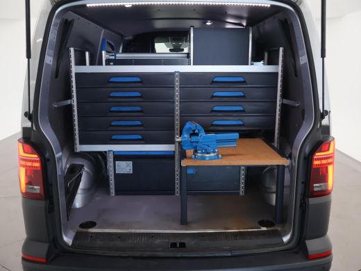Volkswagen Transporter 2.0 TDI L2H1 150 PK DSG AUT. + WP INRICHTING | GLOBELYST 4 | STANDKACHEL | ADAPTIVE CRUISE | CARP... ActivLease financial lease