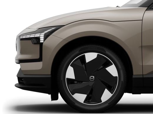 Volvo  EX30 P5 Long Range Plus Europa 69 kWh | Achteruitrijcamera | Dodehoekdetectie met correctie | Driver A... ActivLease financial lease