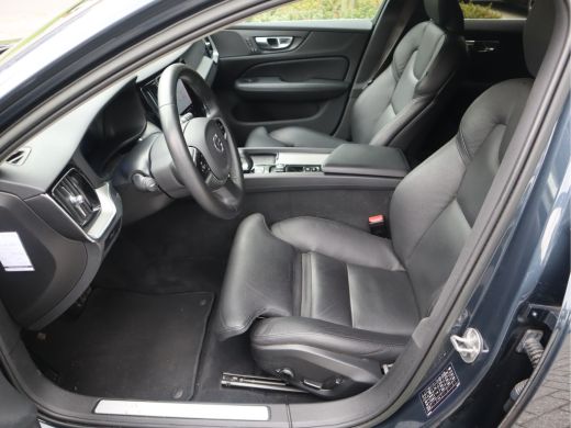 Volvo  V60 2.0 B3 Plus Bright Navi / Carplay / Stoel-Stuurverw / Elek Trekhaak / Camera / Stoelmemory / BTW ... ActivLease financial lease