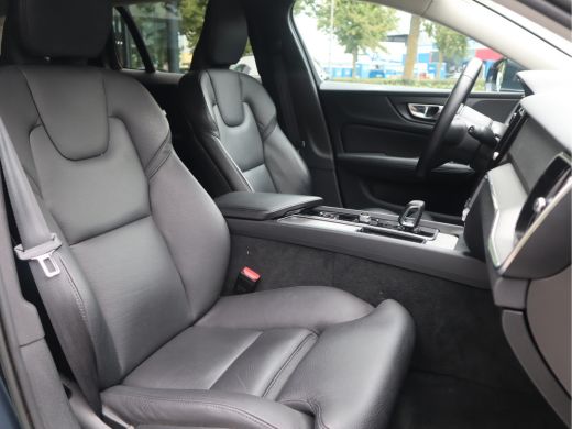 Volvo  V60 2.0 B3 Plus Bright Navi / Carplay / Stoel-Stuurverw / Elek Trekhaak / Camera / Stoelmemory / BTW ... ActivLease financial lease