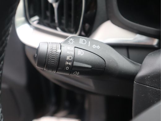 Volvo  V60 2.0 B3 Plus Bright Navi / Carplay / Stoel-Stuurverw / Elek Trekhaak / Camera / Stoelmemory / BTW ... ActivLease financial lease