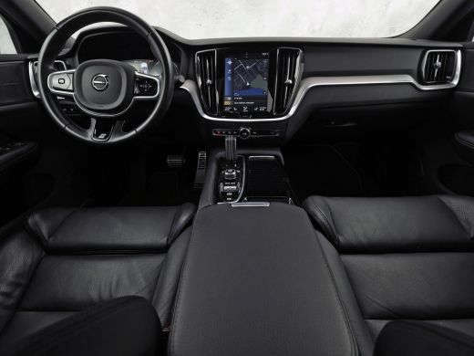 Volvo  V60 2.0 T6 Twin Engine AWD R-Design 340Pk Automaat (PANORAMADAK, APPLE CARPLAY, HARMAN/KARDON, CAMERA... ActivLease financial lease