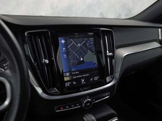 Volvo  V60 2.0 T6 Twin Engine AWD R-Design 340Pk Automaat (PANORAMADAK, APPLE CARPLAY, HARMAN/KARDON, CAMERA... ActivLease financial lease