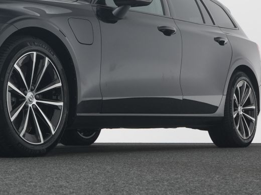 Volvo  V60 T8 Recharge AWD Plus Dark | 455pk | Head-Up | 360&deg; | Panoramadak | Harman/Kardon | Sportstoel | N... ActivLease financial lease