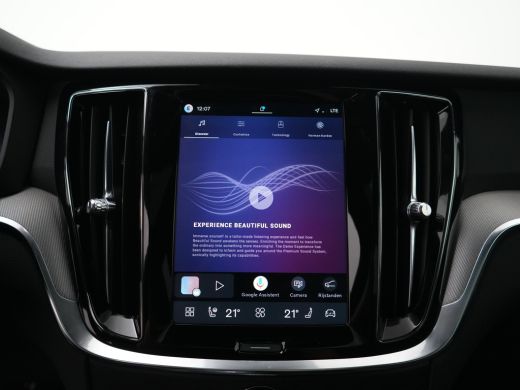 Volvo  V60 T8 Recharge AWD Plus Dark | 455pk | Head-Up | 360&deg; | Panoramadak | Harman/Kardon | Sportstoel | N... ActivLease financial lease