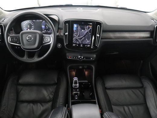 Volvo  XC40 | SOH 87,6% | Panoramadak | Trekhaak | Leder | Stuur/stoel verwarming | Harman/kardon | Adaptive ... ActivLease financial lease