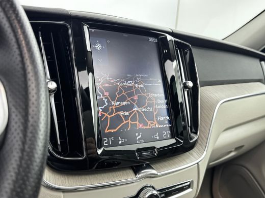 Volvo  XC60 T5 AWD Inscription | 20" | Luchtvering | Trekhaak |  Geventileerd Nappa | Head-Up | Panoramadak |... ActivLease financial lease