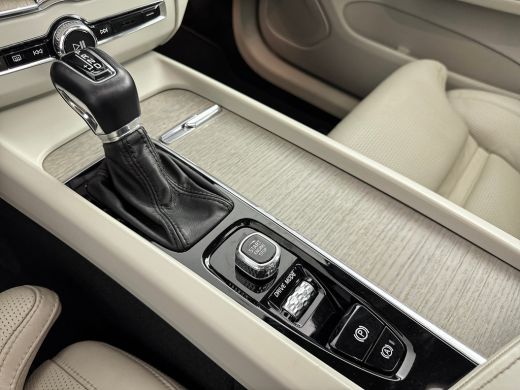 Volvo  XC60 T5 AWD Inscription | 20" | Luchtvering | Trekhaak |  Geventileerd Nappa | Head-Up | Panoramadak |... ActivLease financial lease