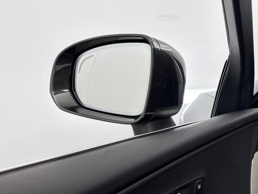 Volvo  XC60 T5 AWD Inscription | 20" | Luchtvering | Trekhaak |  Geventileerd Nappa | Head-Up | Panoramadak |... ActivLease financial lease