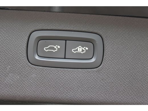 Volvo  XC90 2.0 T8 Recharge AWD Inscription SOh 92.1% 7P LUCHT TREKHAAK PANO LEER 129000KM!!! ActivLease financial lease