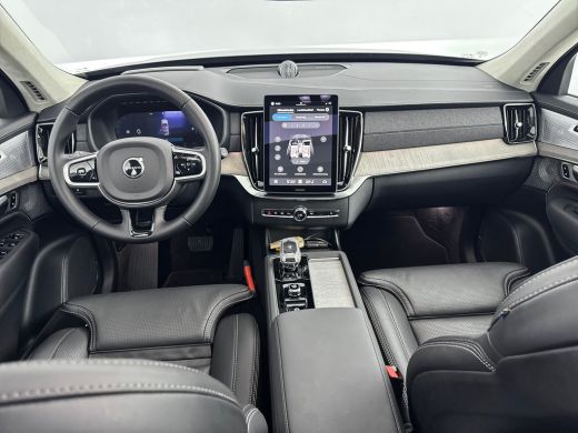 Volvo  XC90 T8 Recharge Ultra Dark | 21" | Luchtvering | Bowers & Wilkins | Trekhaak | Geventileerd Nappa | S... ActivLease financial lease