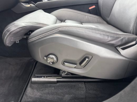 Volvo  XC90 T8 Recharge Ultra Dark | 21" | Luchtvering | Bowers & Wilkins | Trekhaak | Geventileerd Nappa | S... ActivLease financial lease