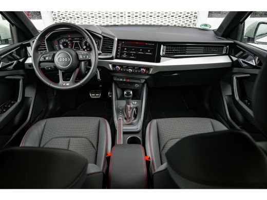 Audi A1 Sportback Sportback 25 TFSI S edition | Stoelverwarming | Adaptive Cruise Control | | Apple Carplay/Android... ActivLease financial lease