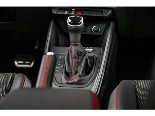 Audi A1 Sportback Sportback 25 TFSI S edition | Stoelverwarming | Adaptive Cruise Control | | Apple Carplay/Android... ActivLease financial lease