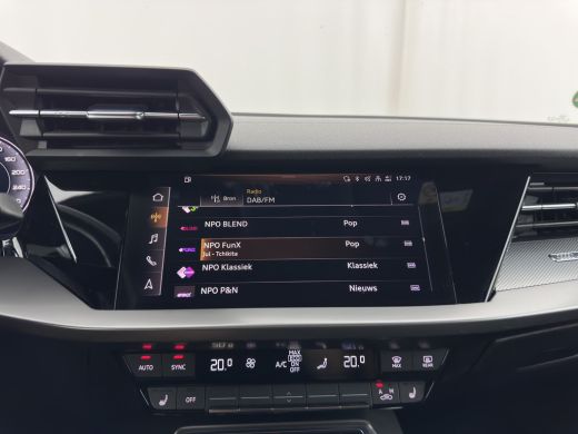 Audi A3 Limousine 35 TFSI S edition (INCL-BTW)  *AUT | 1/2 LEATHER | MATRIX-LED | HEATED-SPORTSEATS | CRU... ActivLease financial lease
