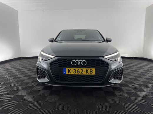 Audi A3 Limousine 35 TFSI S edition (INCL-BTW)  *AUT | 1/2 LEATHER | MATRIX-LED | HEATED-SPORTSEATS | CRU... ActivLease financial lease