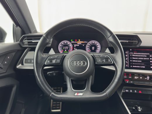 Audi A3 Limousine 35 TFSI S edition (INCL-BTW)  *AUT | 1/2 LEATHER | MATRIX-LED | HEATED-SPORTSEATS | CRU... ActivLease financial lease