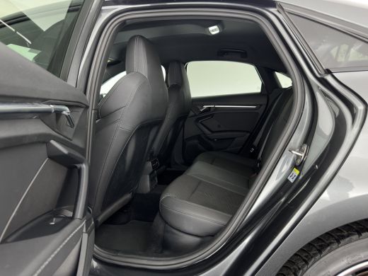 Audi A3 Limousine 35 TFSI S edition (INCL-BTW)  *AUT | 1/2 LEATHER | MATRIX-LED | HEATED-SPORTSEATS | CRU... ActivLease financial lease