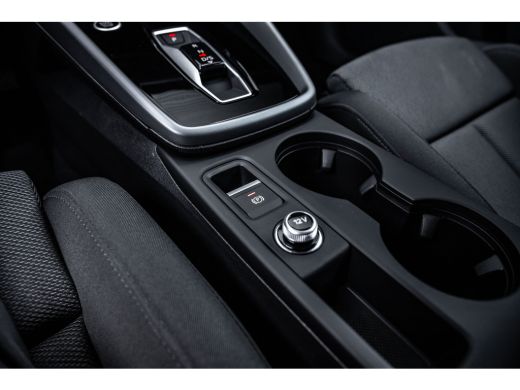 Audi A3 Sportback 40 TFSI e Pro Line | Stoelverwarming | Achteruitrijcamera | Elektrische Bestuurdersstoel | ActivLease financial lease