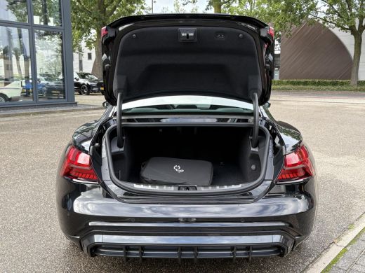 Audi e-tron GT e-tron GT VAN: 54.900,- VOOR 49.877,- UW HEFSTVOORDEEL: 5.023,- SOH 91% | 360˚ CAMERA | PANORAMAD... ActivLease financial lease