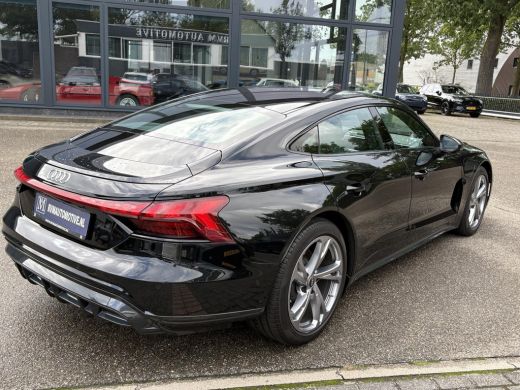 Audi e-tron GT e-tron GT VAN: 54.900,- VOOR 49.877,- UW HEFSTVOORDEEL: 5.023,- SOH 91% | 360˚ CAMERA | PANORAMAD... ActivLease financial lease