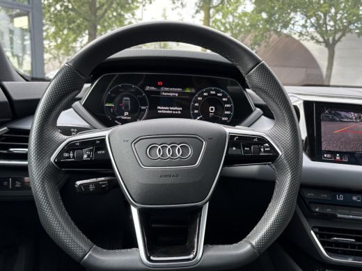 Audi e-tron GT e-tron GT VAN: 54.900,- VOOR 49.877,- UW HEFSTVOORDEEL: 5.023,- SOH 91% | 360˚ CAMERA | PANORAMAD... ActivLease financial lease