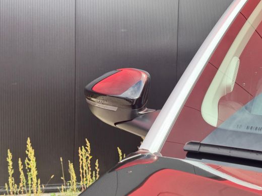 Citroën C3 Aircross Max | Achteruitrijcamera | Extra getinte achterste zijruiten en achterruit | Koplampen met ECO LE... ActivLease financial lease