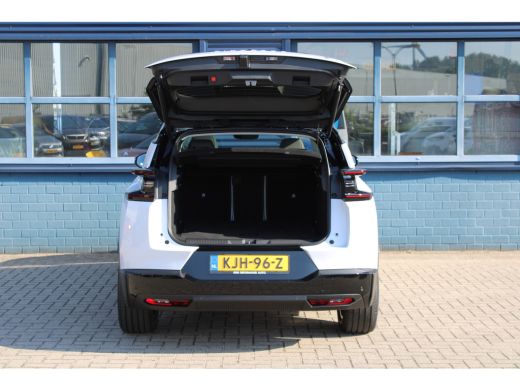 Citroën C5 Aircross Business Comfort Range 74 kWh | "Sofa Design" Dashboard: Dashboard en deurpanelen bekleed met gri... ActivLease financial lease