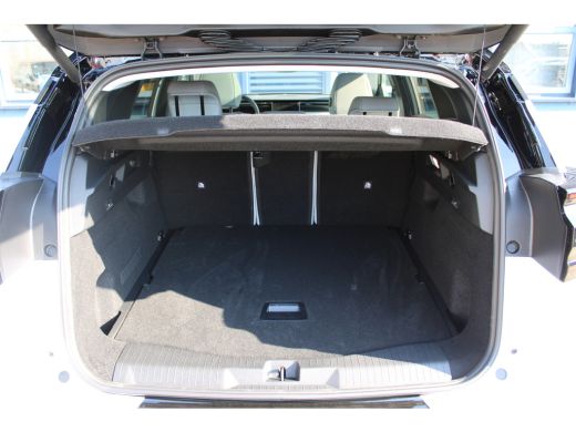 Citroën C5 Aircross Business Comfort Range 74 kWh | "Sofa Design" Dashboard: Dashboard en deurpanelen bekleed met gri... ActivLease financial lease