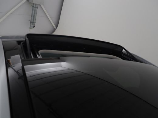 Ford Kuga 2.5 PHEV Titanium | SOH 97,4% | Camera | Trekhaak | Pano.Dak | Dodehoek ASS. | Navigatie | ActivLease financial lease