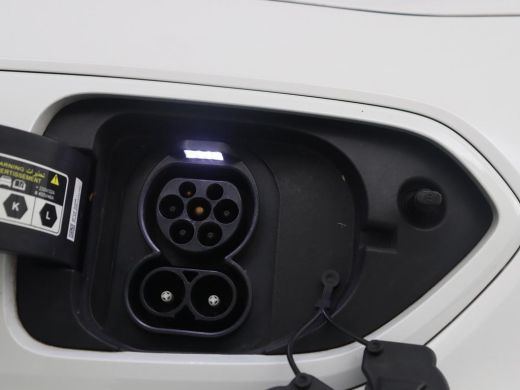 Kia e-Niro | SOH 95.9% | Adaptive cruise | Half Leder | Carplay | Climate control | Camera | Navigatie | Par... ActivLease financial lease