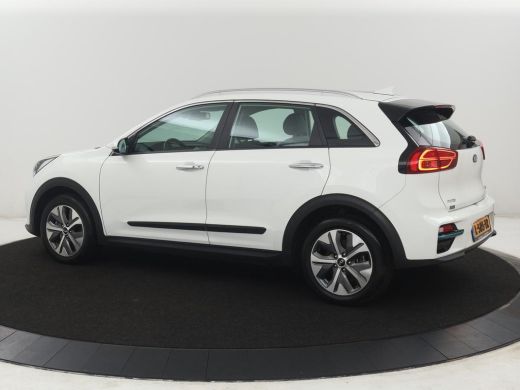 Kia e-Niro | SOH 95.9% | Adaptive cruise | Half Leder | Carplay | Climate control | Camera | Navigatie | Par... ActivLease financial lease