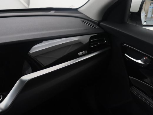 Kia e-Niro | SOH 95.9% | Adaptive cruise | Half Leder | Carplay | Climate control | Camera | Navigatie | Par... ActivLease financial lease