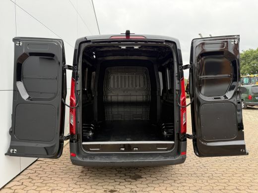 Maxus eDeliver9 77kWh 204PK Nieuw model! Dubbele Cabine 7 Stoelen 300km WLTP L3H2 Adaptieve Cruise LED Snelladen ... ActivLease financial lease