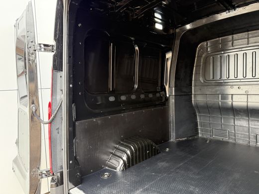 Maxus eDeliver9 77kWh 204PK Nieuw model! Dubbele Cabine 7 Stoelen 300km WLTP L3H2 Adaptieve Cruise LED Snelladen ... ActivLease financial lease