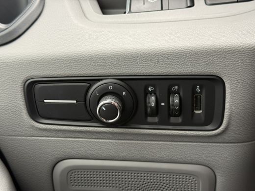 Maxus eDeliver9 77kWh 204PK Nieuw model! Dubbele Cabine 7 Stoelen 300km WLTP L3H2 Adaptieve Cruise LED Snelladen ... ActivLease financial lease