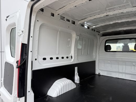 Maxus eDeliver9 77kWh 204PK Nieuw model! L2H2 Glaspack/Camper 300km WLTP Snelladen LED Carplay Cruise control Cam... ActivLease financial lease