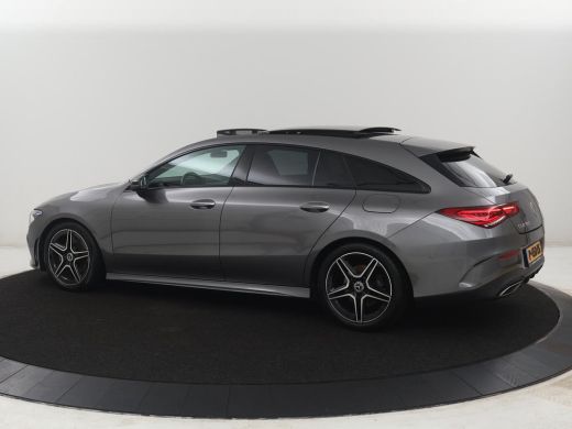 Mercedes-Benz CLA Shooting Brake 180 Business Solution AMG | Pano. Dak | Trekhaak | LED | Sfeerverlichting | Stoelv... ActivLease financial lease